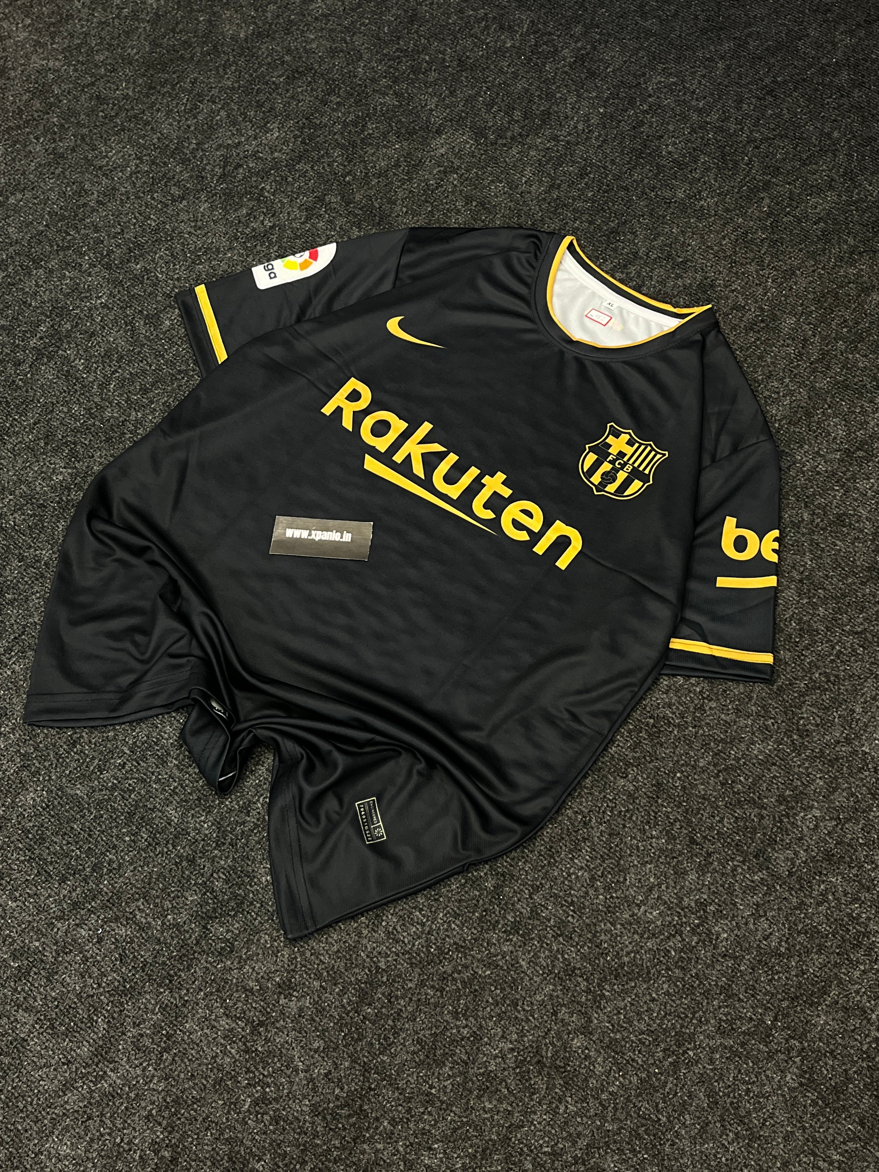 BARCELONA MESSI RETRO JERSEY