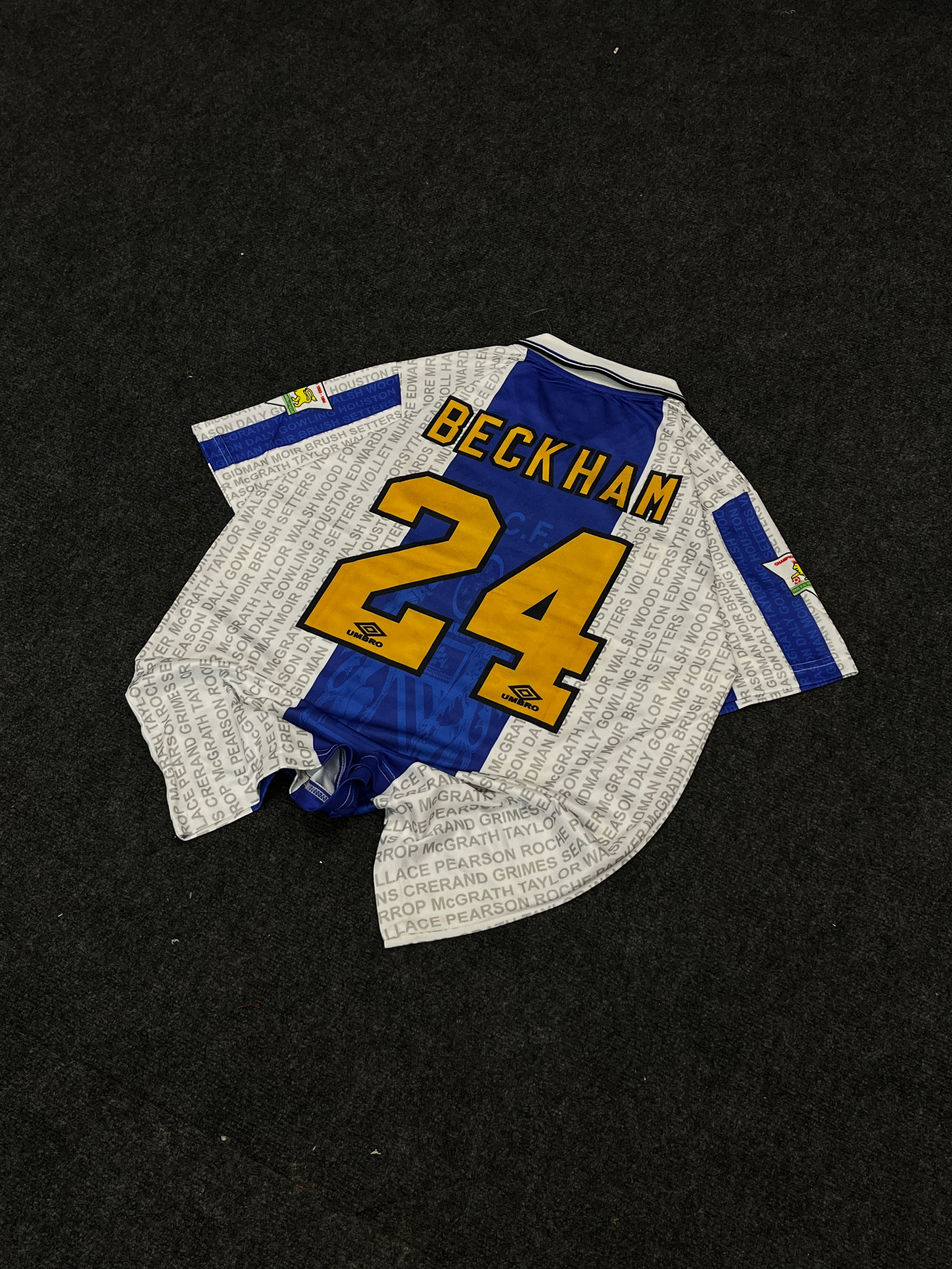 MANCHESTER UNITED BECKHAM RETRO JERSEY