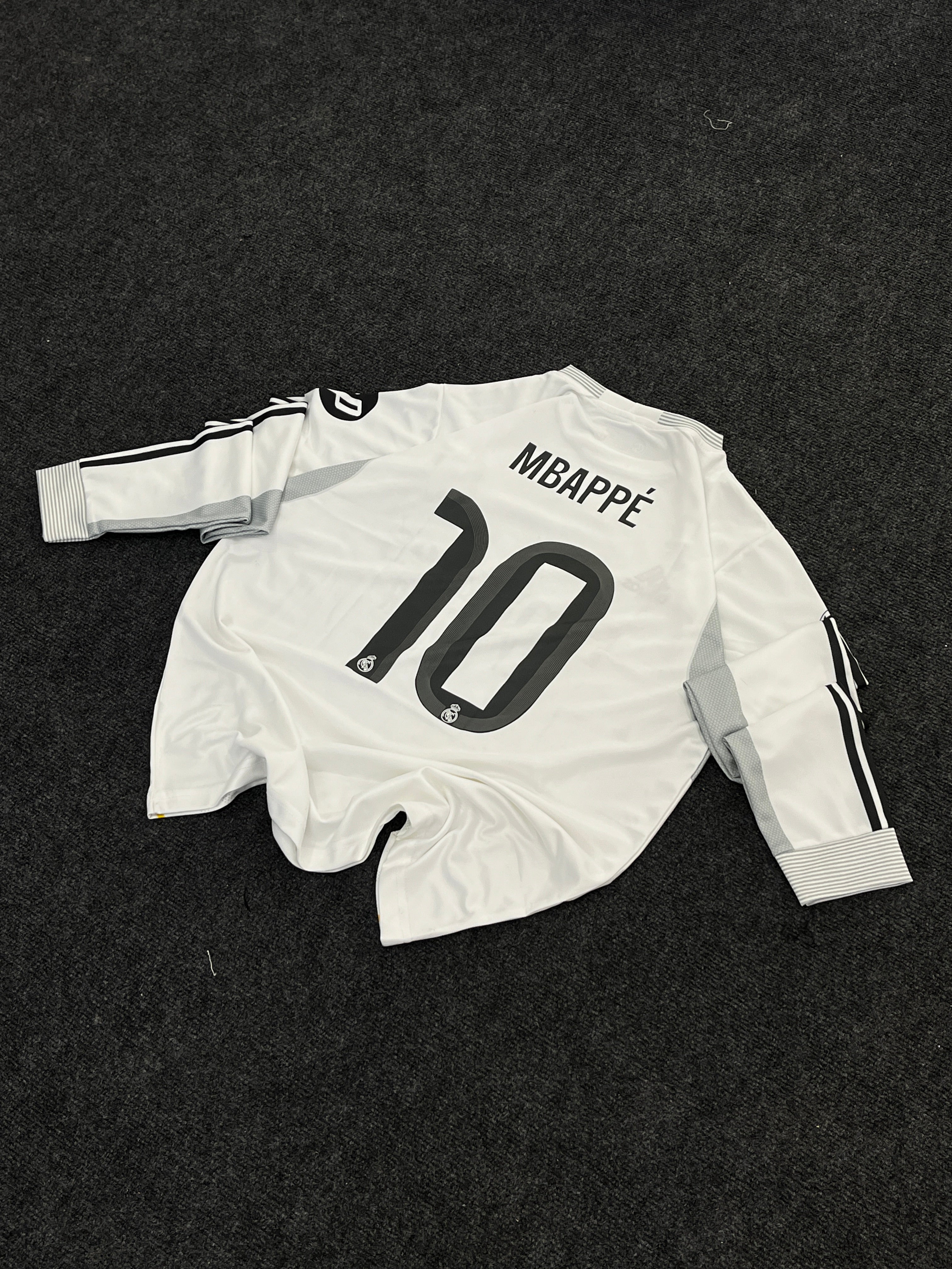 REAL MADRID HOME JERSEY MBAPPE