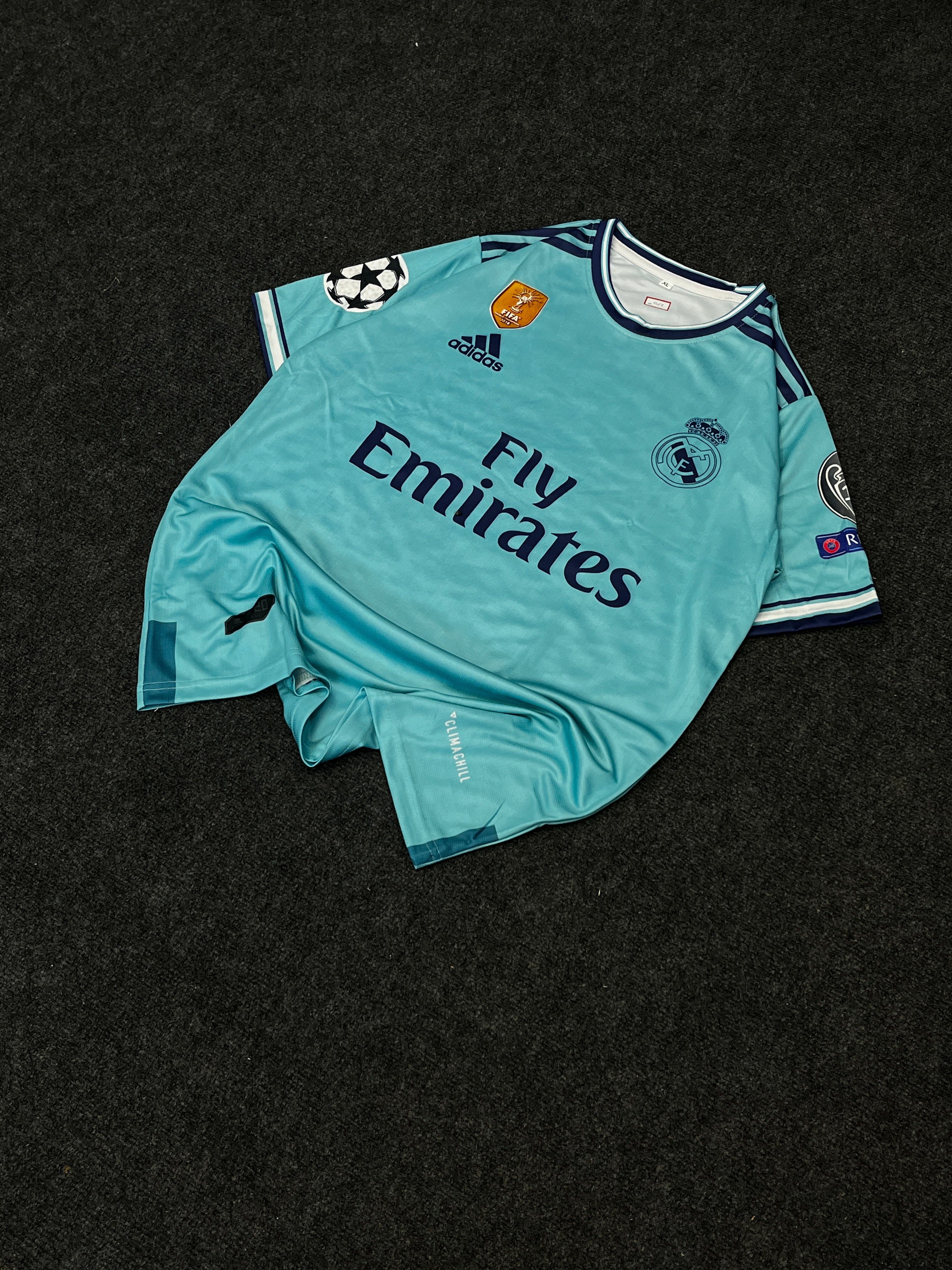 REAL MADRID RAMOS RETRO JERSEY