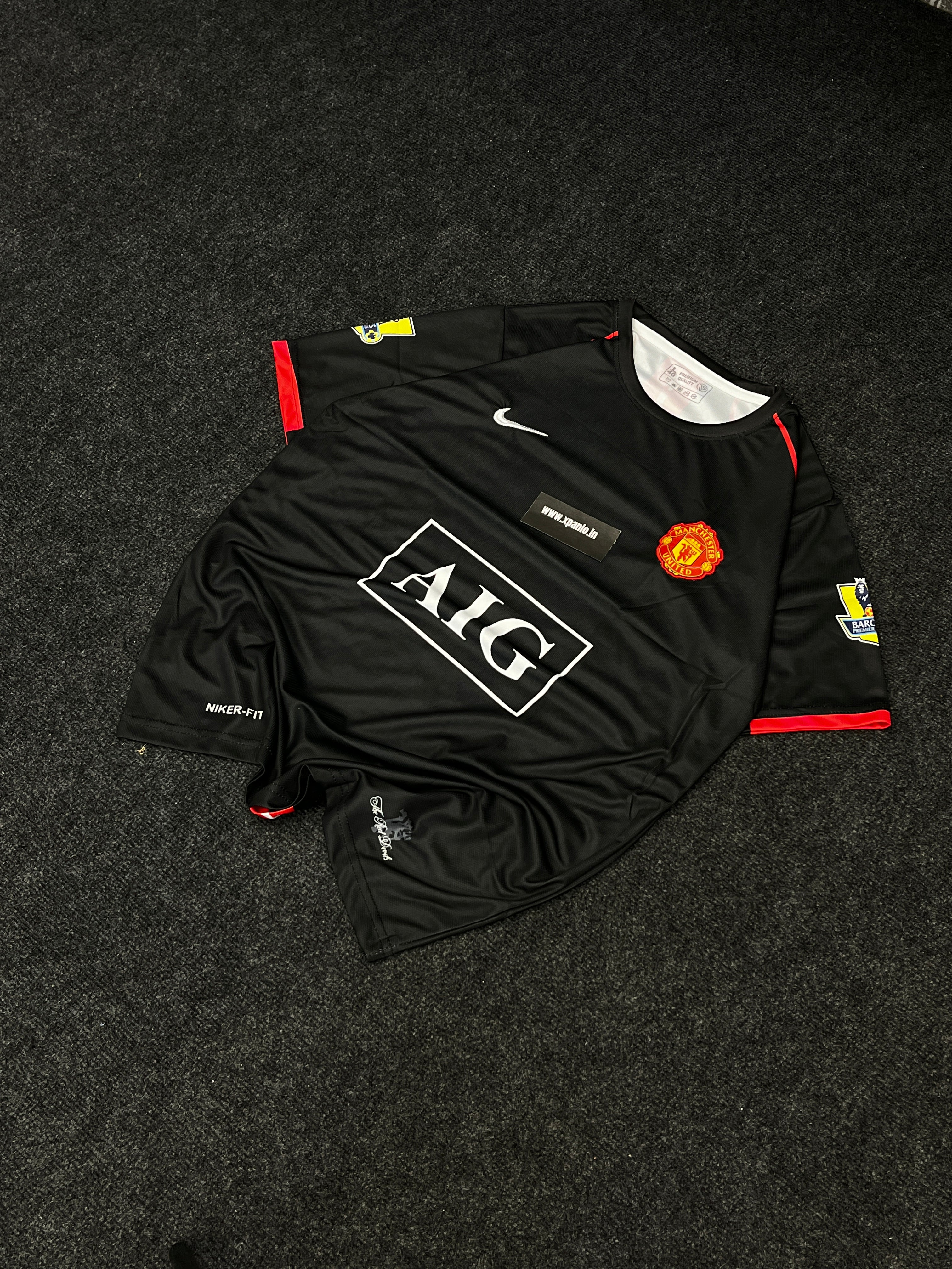MANCHESTER UNITED RONALDO RETRO JERSEY
