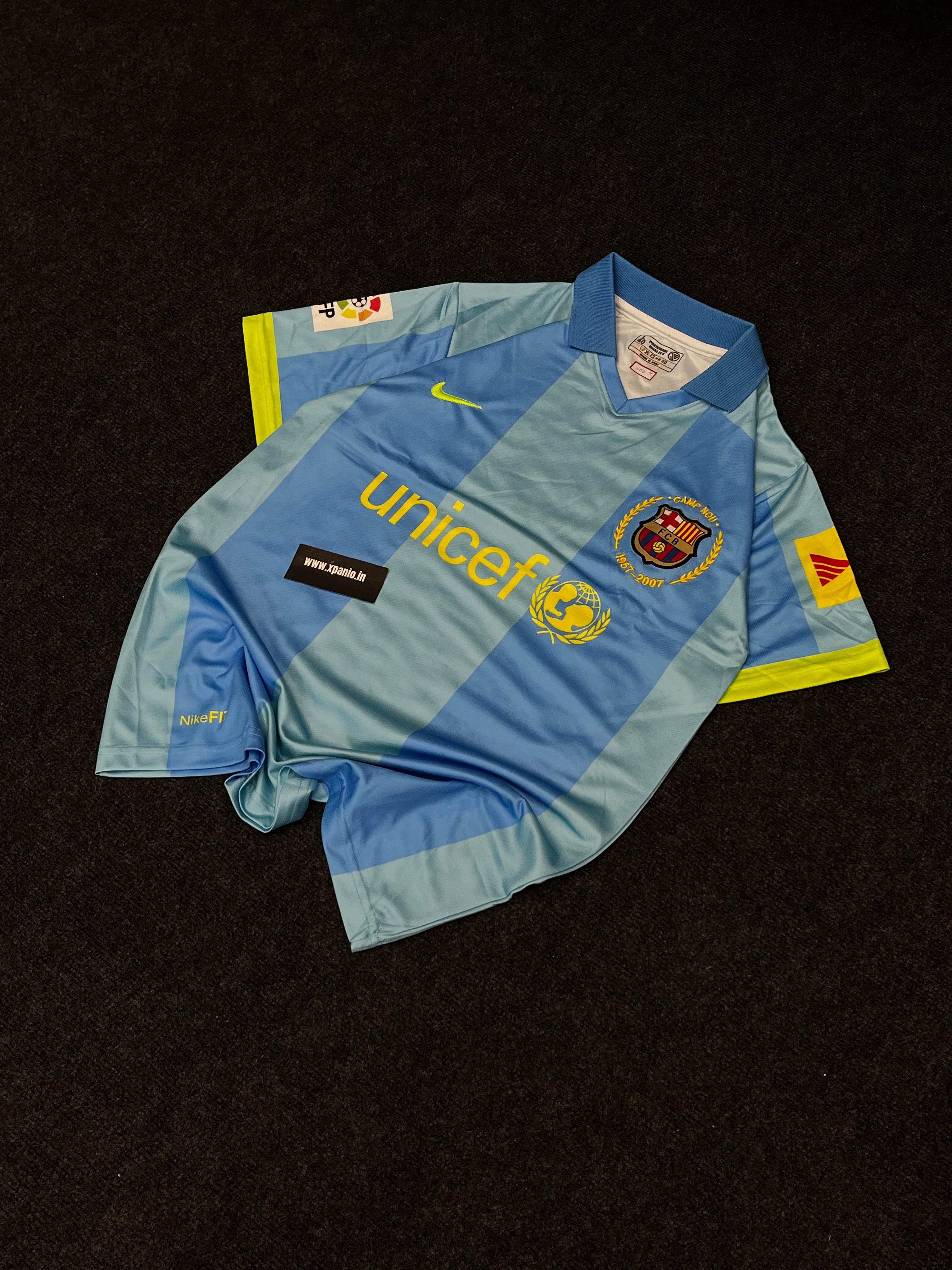 BARCELONA MESSI RETRO JERSEY