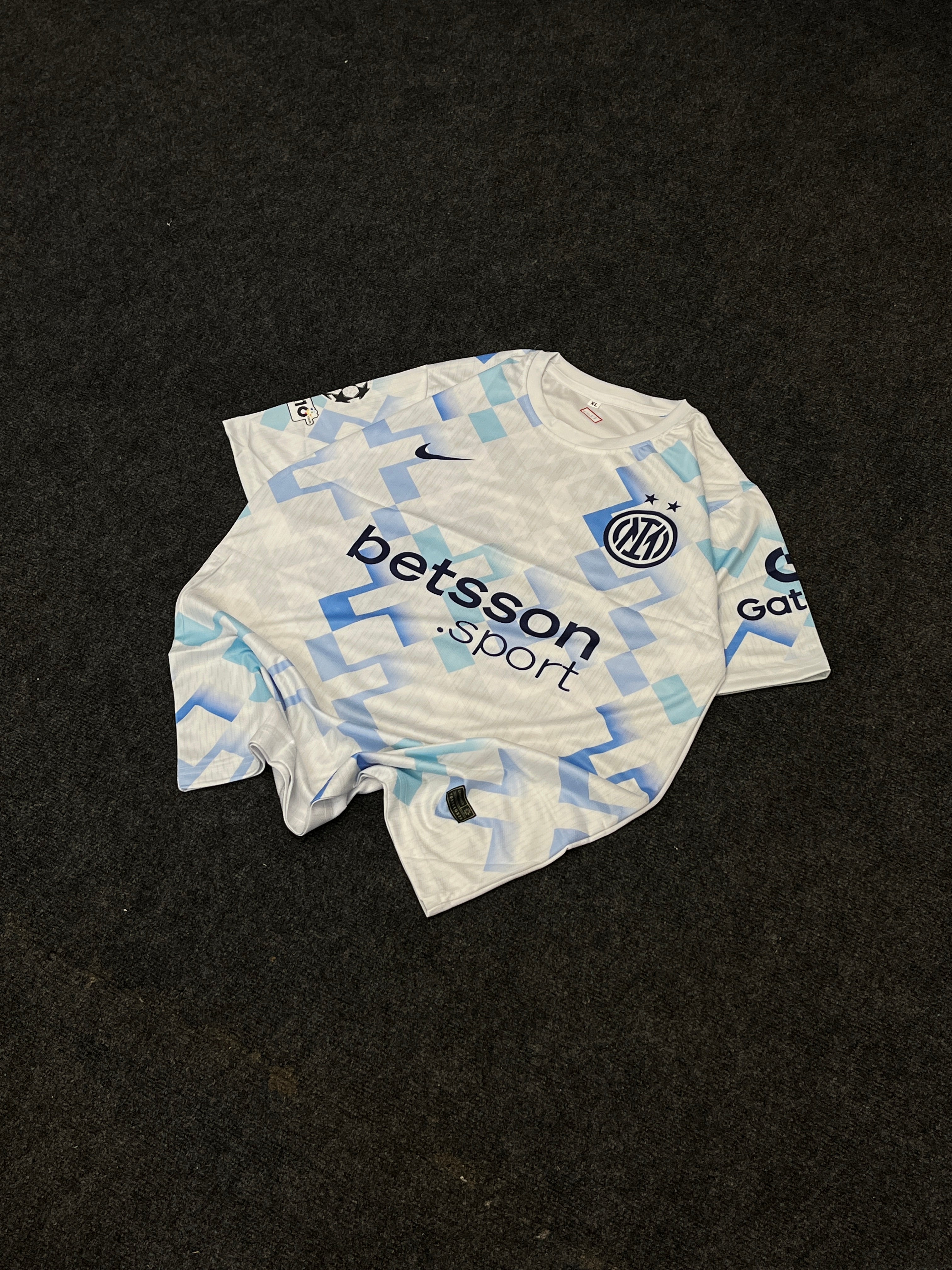 INTER MILAN AWAY JERSEY LAUTARO