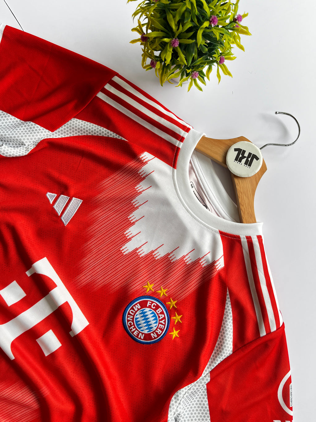 FC BAYERN MUNICH NEW SEASOM HOME KIT