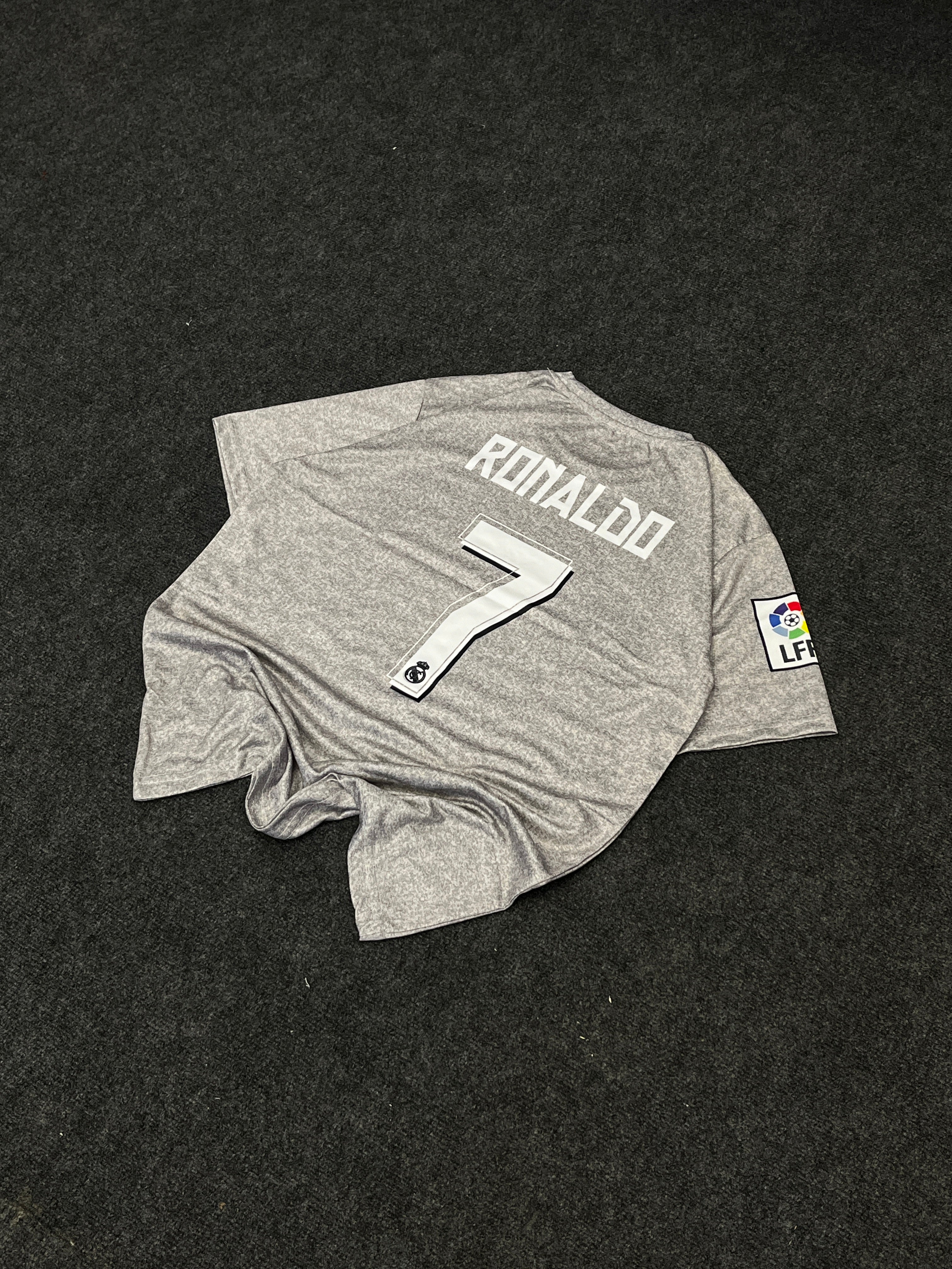REAL MADRID RONALDO RETRO JERSEY