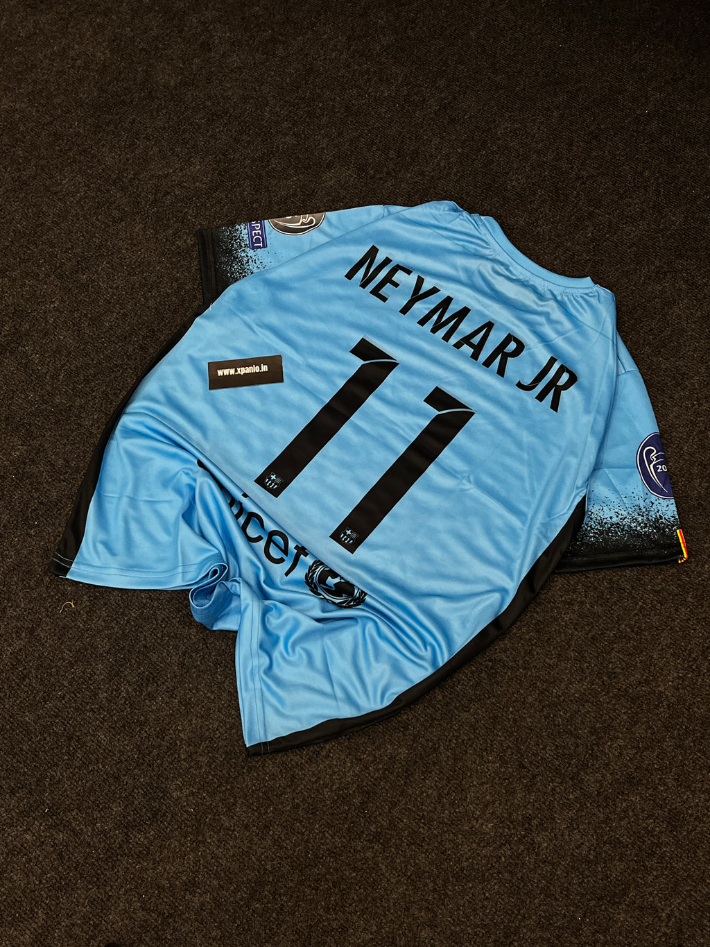 BARCELONA NEYMAR RETRO JERSEY
