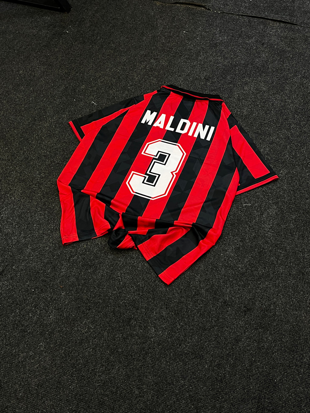 AC MILAN RETRO JERSEY MALDINI