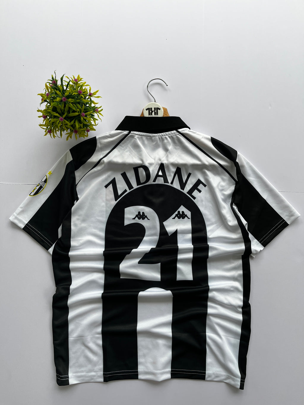 JUVENTES HOME JERSEY ZIDANE RETRO