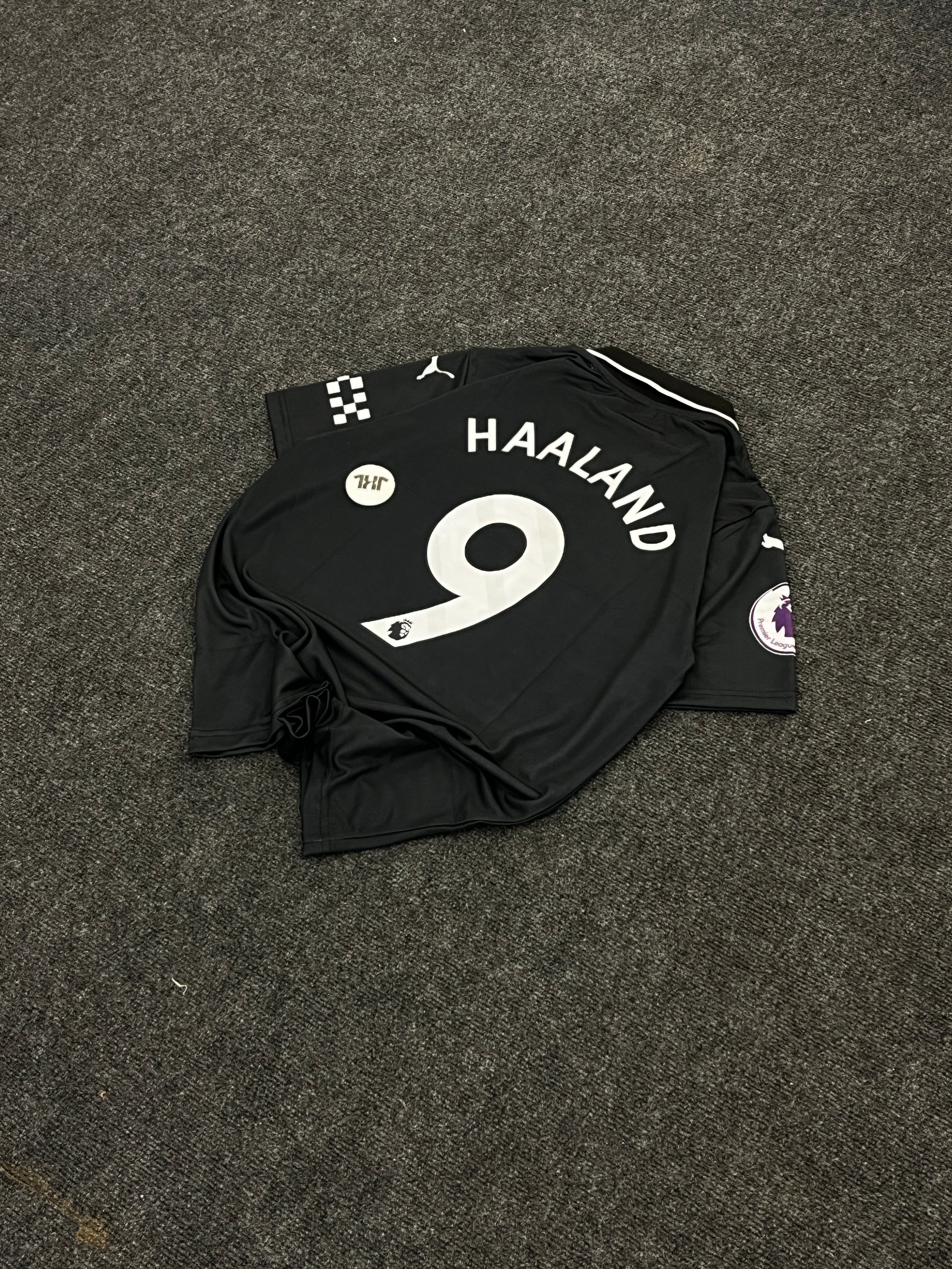 MANCHESTER CITY AWAY JERSEY HAALAND