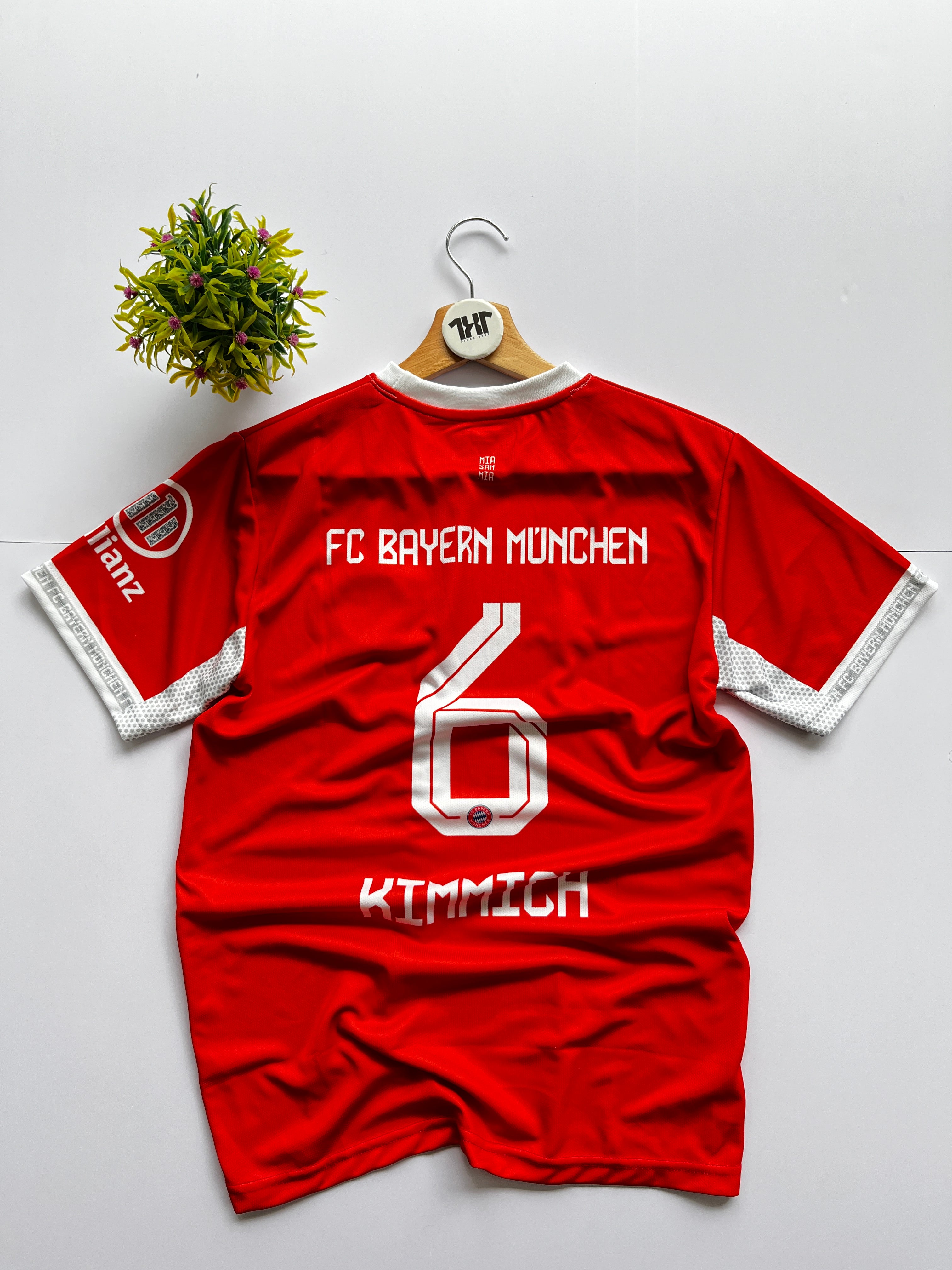 FC BAYERN MUNICH NEW SEASOM HOME KIT