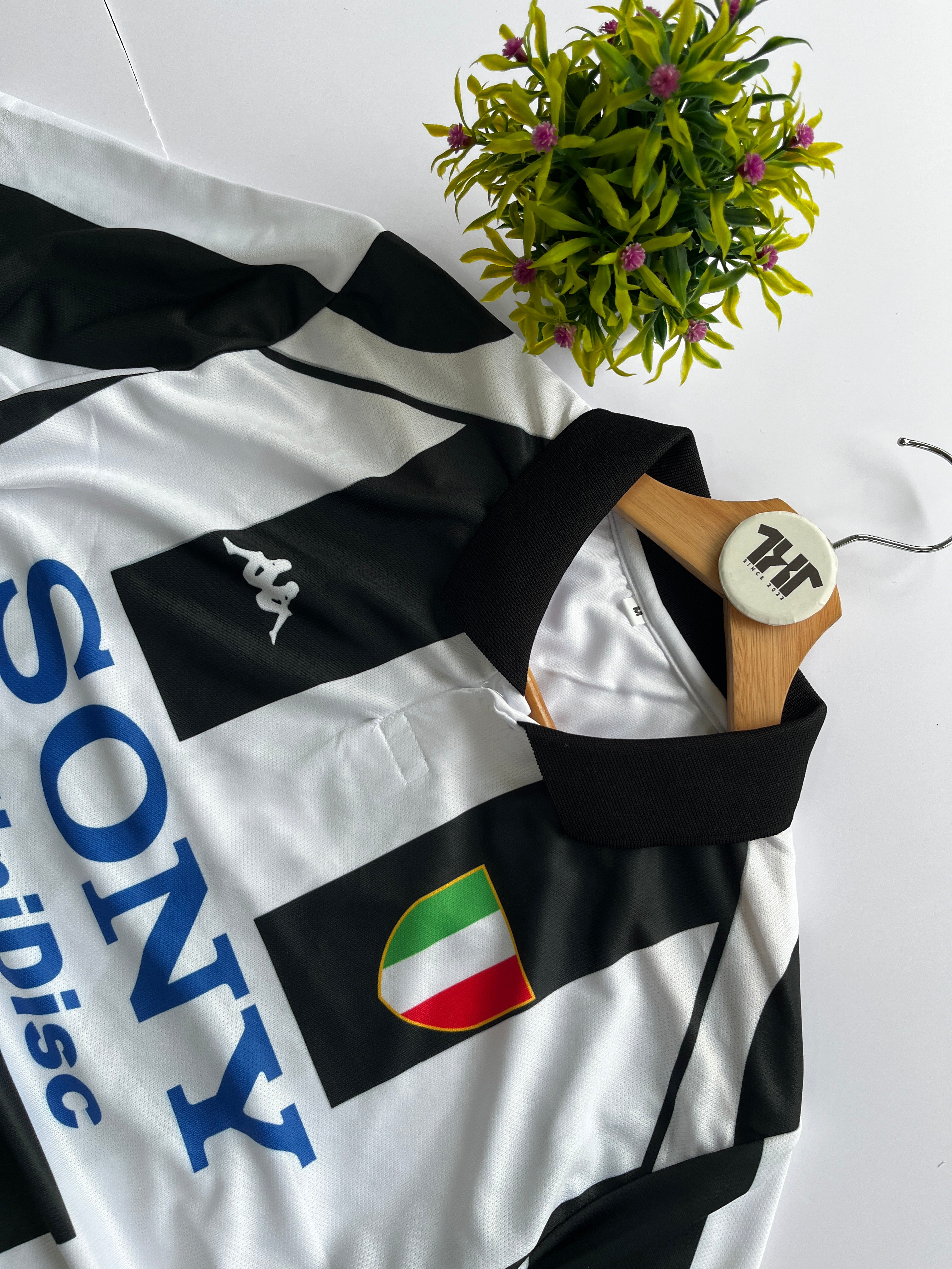 JUVENTES HOME JERSEY ZIDANE RETRO