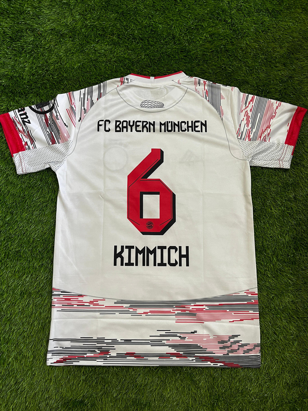 FC BAYERN NEW SEASON AWAY KIT